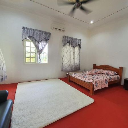 Oyo 90404 Hotel Z Dirgahayu 313 Pasir Mas Buitenkant foto