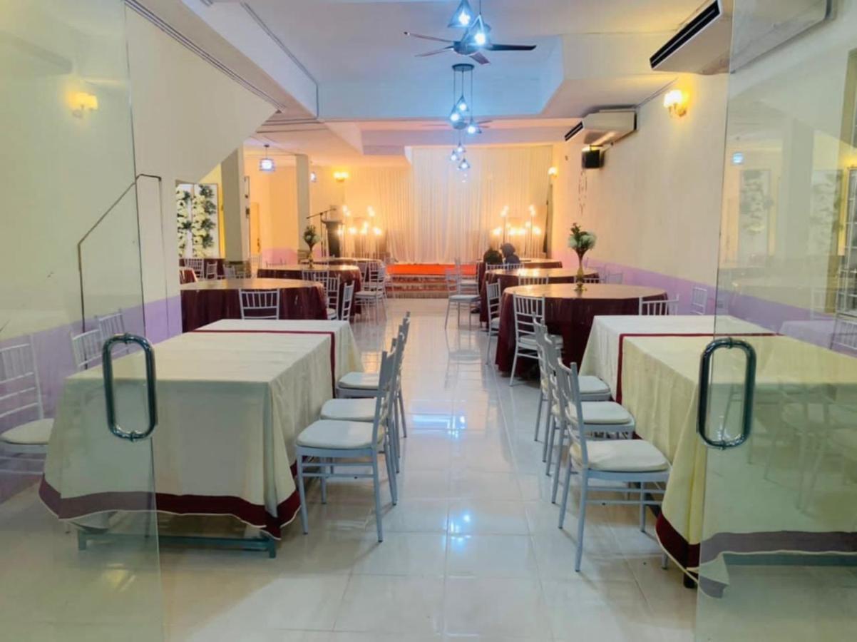 Oyo 90404 Hotel Z Dirgahayu 313 Pasir Mas Buitenkant foto